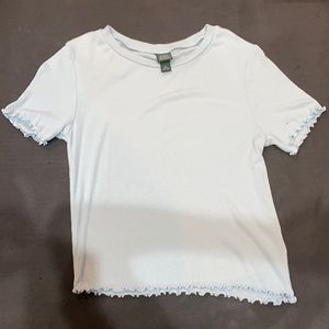 Women’s cropped light blue top size XS
